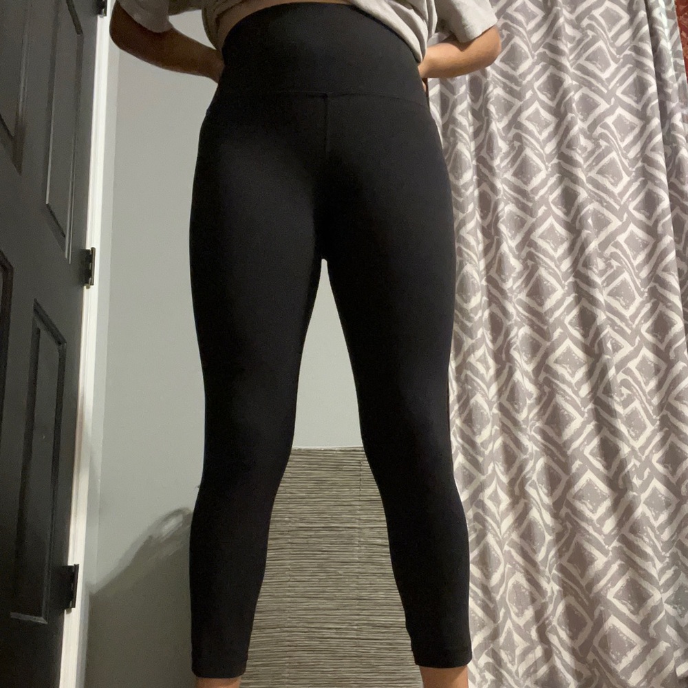 Lululemon Align Leggings 21” size 2